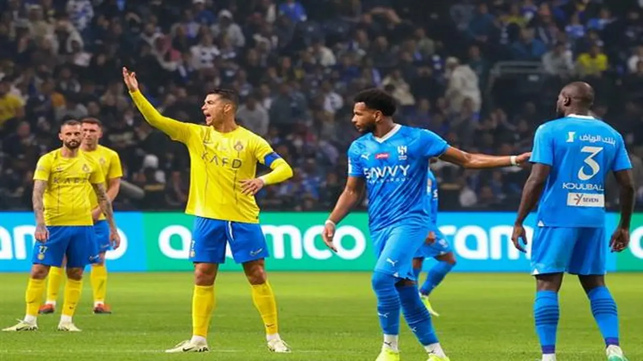 الدوري السعودي.. الهلال يسعى للفوز على نيوم للضغط على النصر